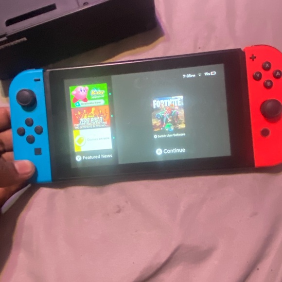 Nintendo switch - Picture 2 of 9